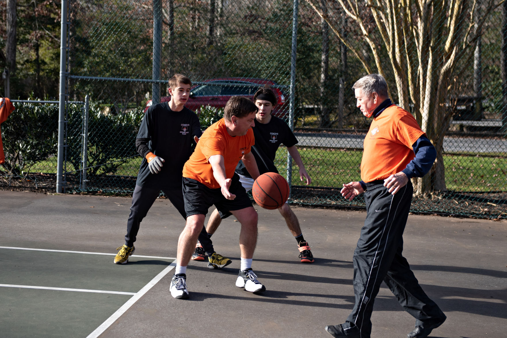 010321_nws_50hoopsclub